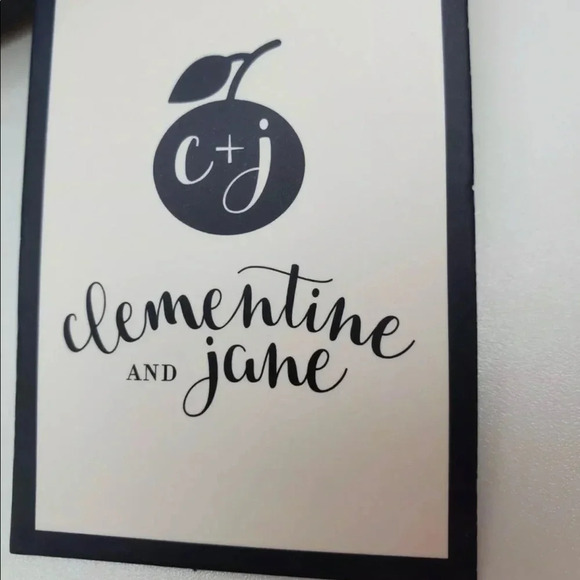 - NIB Clementine & Jane 2 Piece Cosmetic Bag Set - Picture 4 of 5